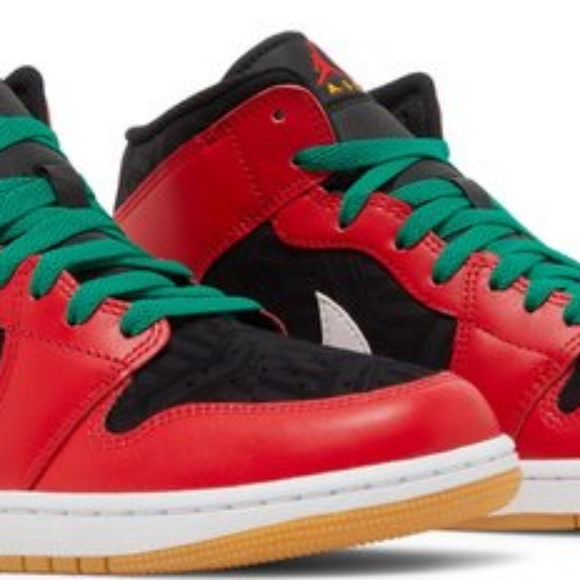 Air Jordan 1 Mid SE - Picture 1 of 14